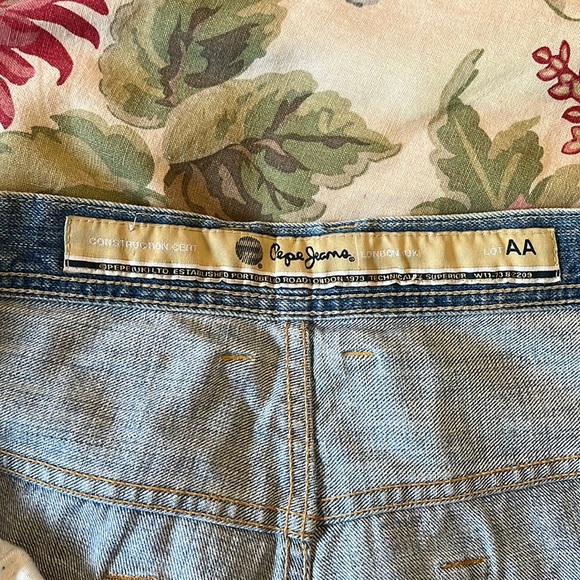 PEPE Jeans BENNY style Size 42 Men's Denim Shorts Broken-In Soft Slight Distress - Picture 6 of 16